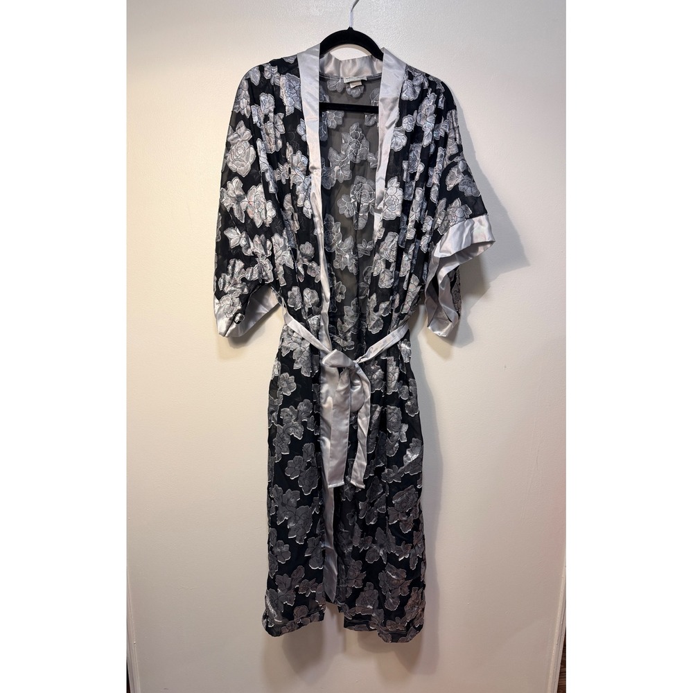 Vintage Delta Burke Robe Size 1X Black Silver Floral Sheer Kimono Metallic Robe